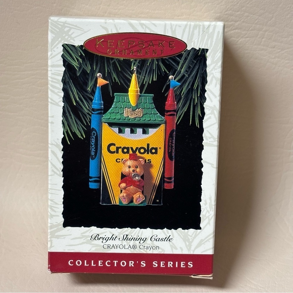 VINTAGE! 1993 Hallmark Keepsake Ornament Crayola Bright Shining Castle-